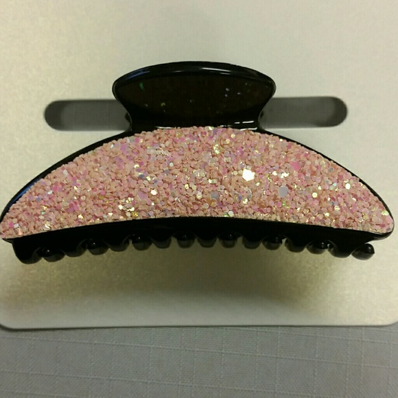 Urban Outfitters Accessories - Acrylic Glitter Hair Claw